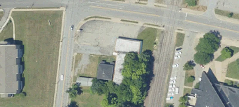 157 Irvine Ave