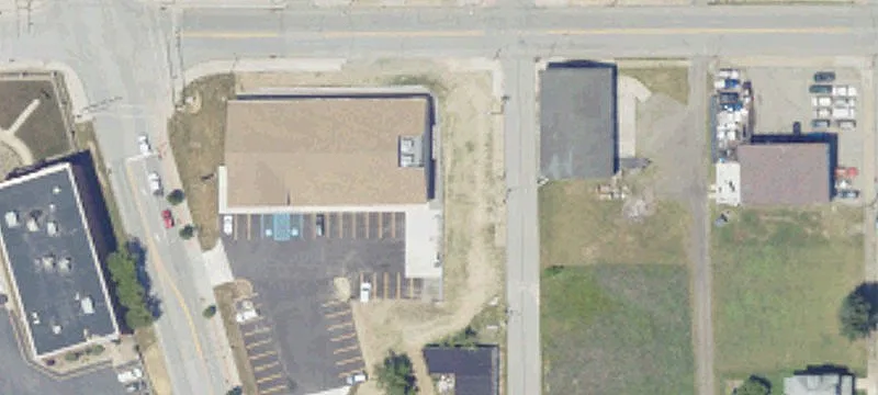 640 Lee Ave