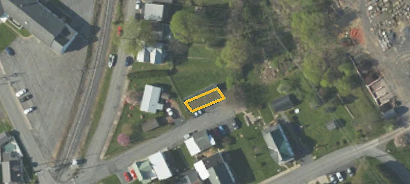 23 Elm Dr