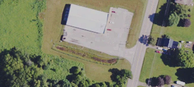 3305 Perry Hwy