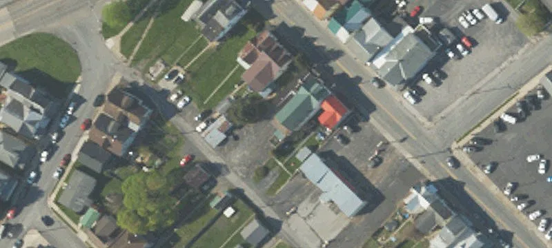 324 Main St