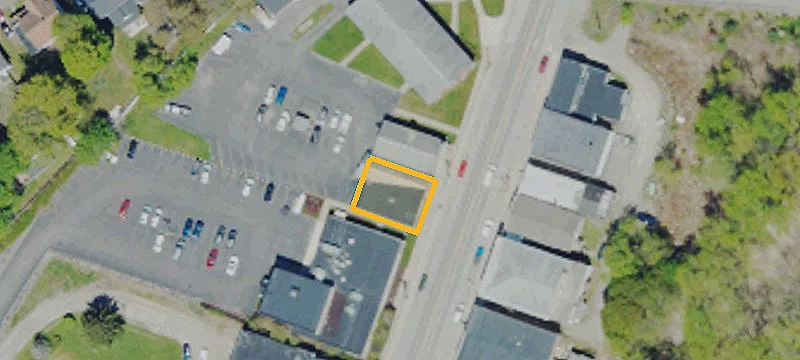 709 Main St