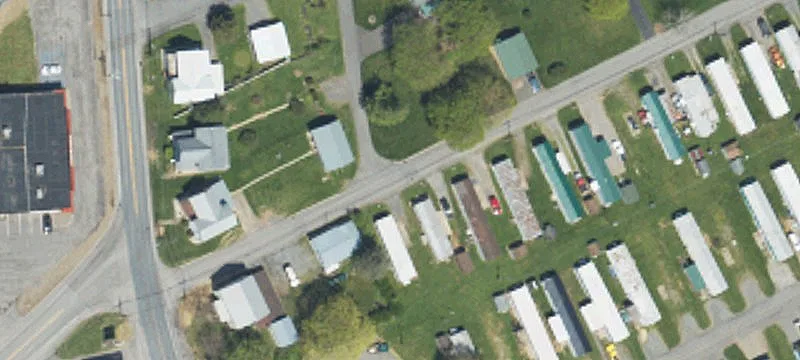 228 Thomas Ave