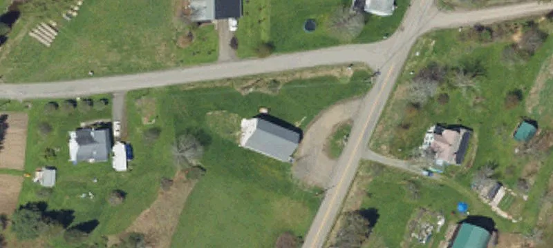 667 Round Top Rd