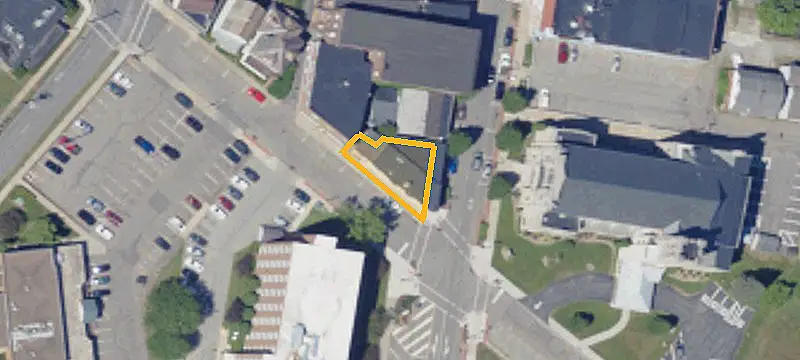 251 Broad St