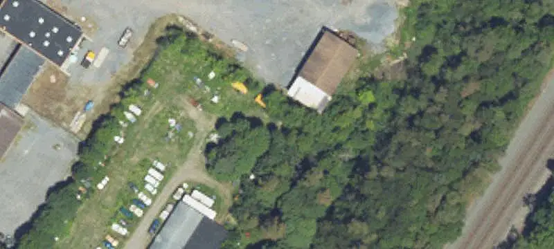 1st Laurel Dr