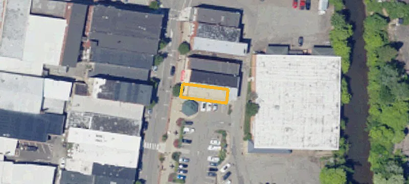 118 Broad St