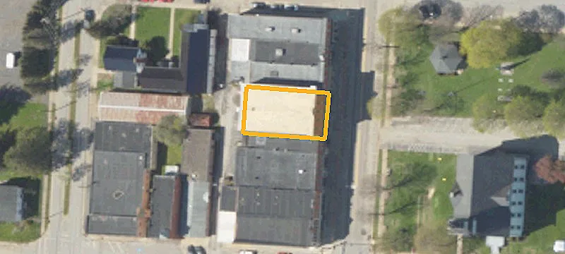 215 Main St