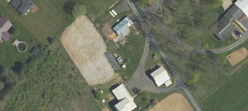 50 Woodedge Ln