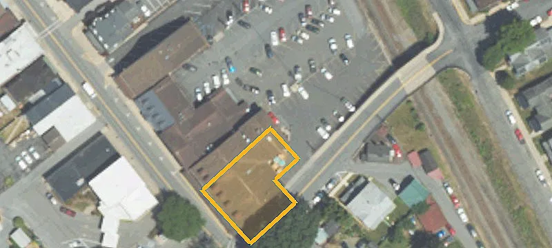 100 Main St