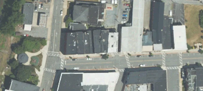 17 Broadway St