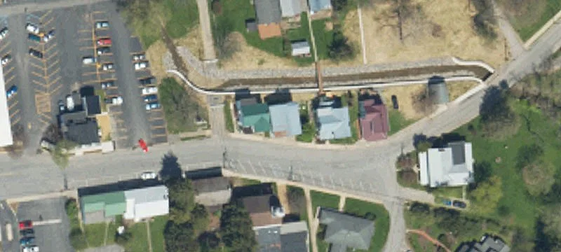 33 Market St