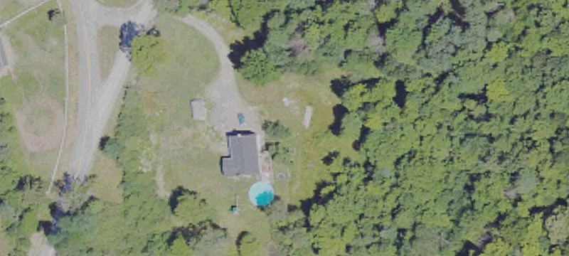 30 Schoolhouse Rd