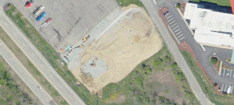 320 Racetrack Rd