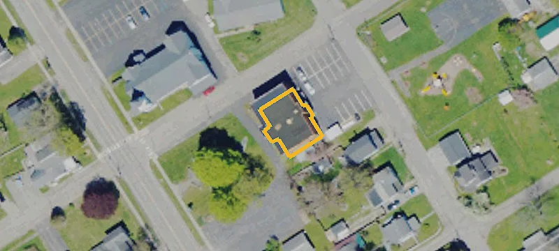 386 Main St