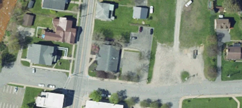 300 Main St