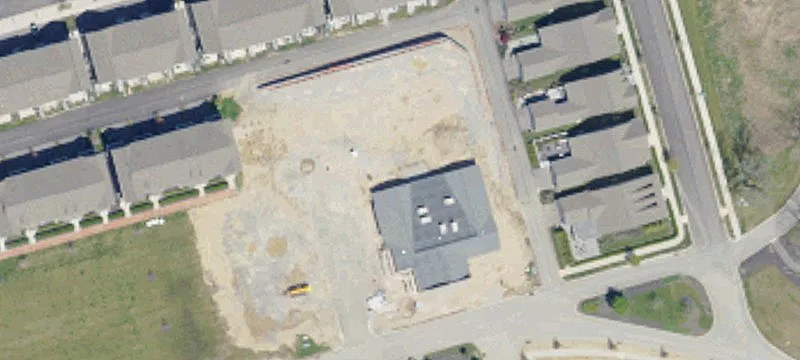 1460 Hastings Cres