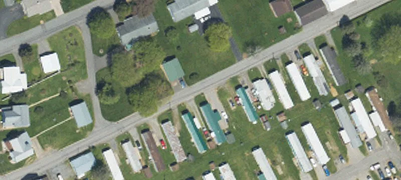 260 Thomas Ave