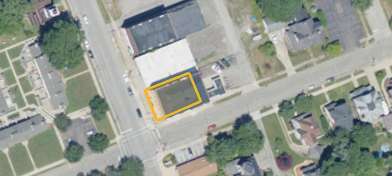 102 Mercer Ave
