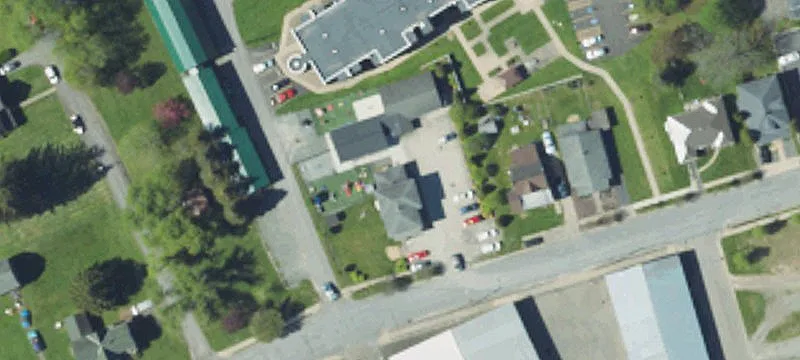 44 Elmira St