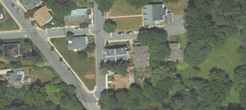 40 Brown St