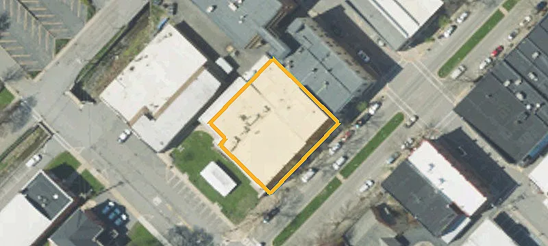 100 Main St