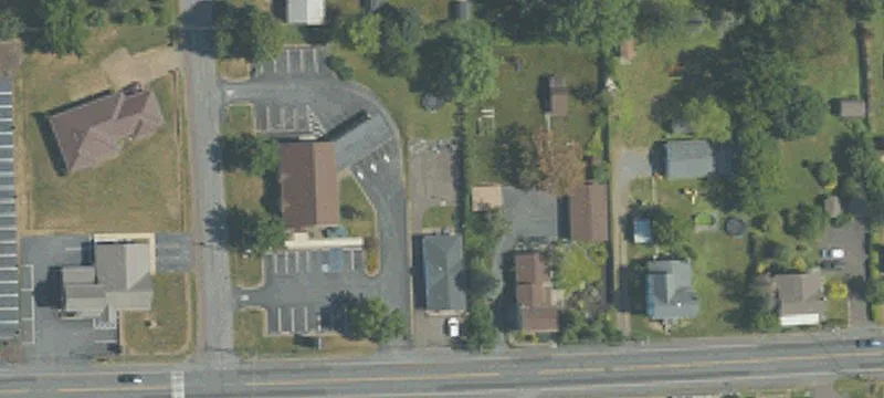 895 Bloom Rd