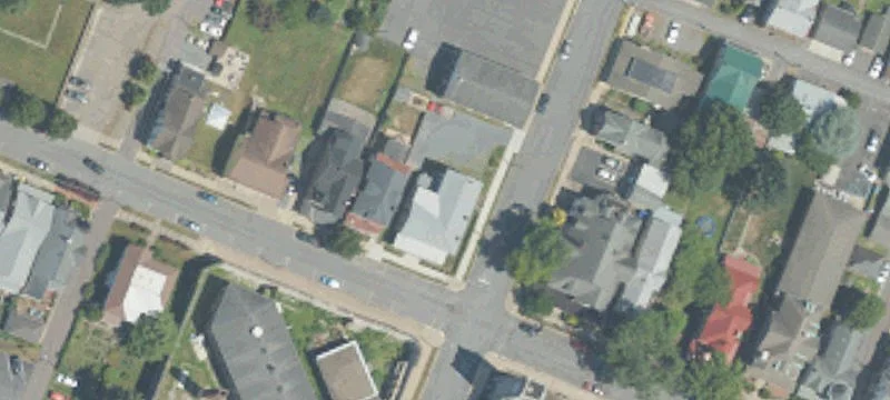 160 Arch St