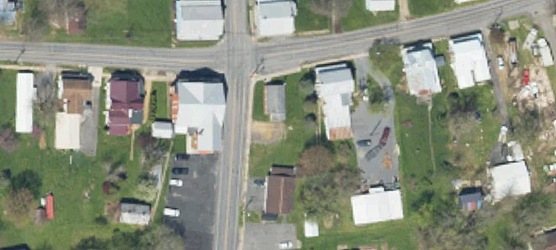 2495 Laurel Rd