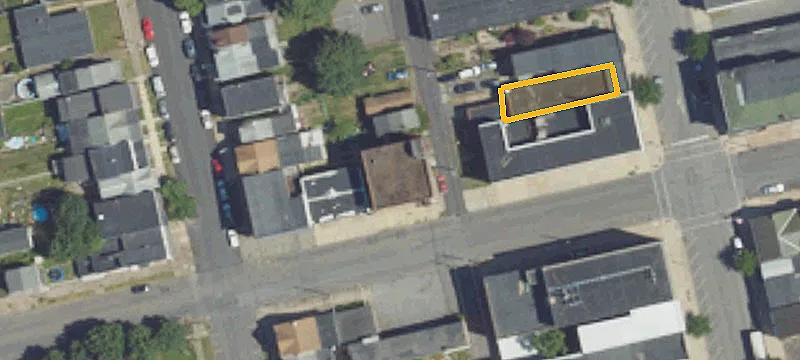 49 4th St