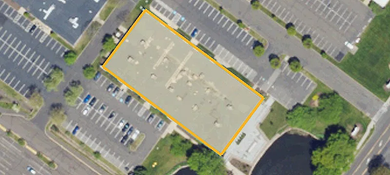 100 Lakeside Dr, Unit 107