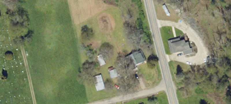 104 Cemetary Rd