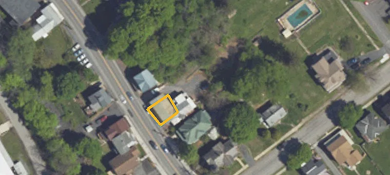 128 130th N Main St