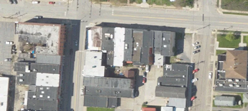 10 2nd St