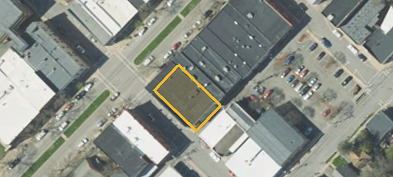 81 Main St