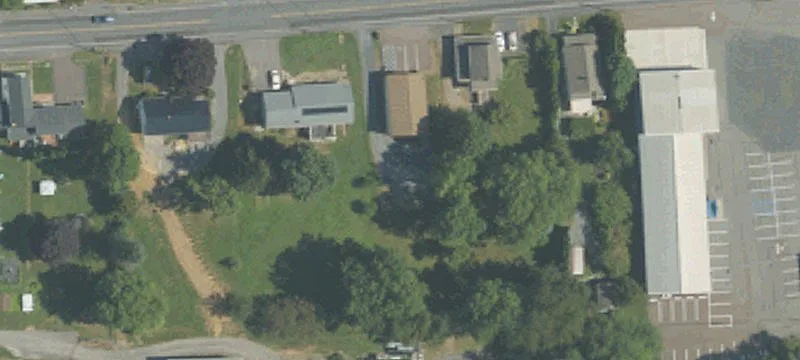 938 Bloom Rd