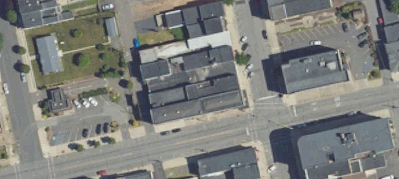 8 Oak St