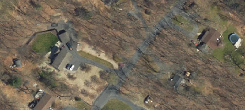 213 Ctr Rd