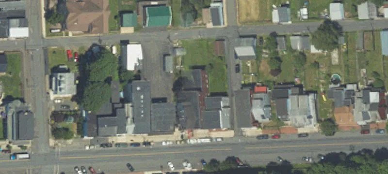 132 Main St