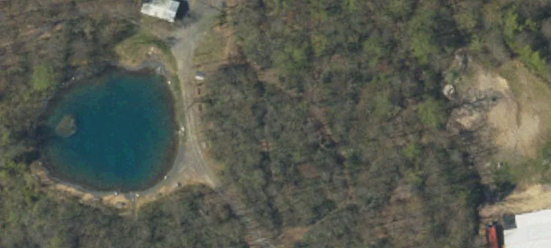 882 Lofty Rd