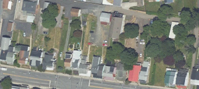132 Ctr Ave