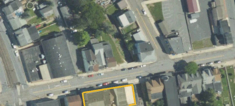 25 Main St