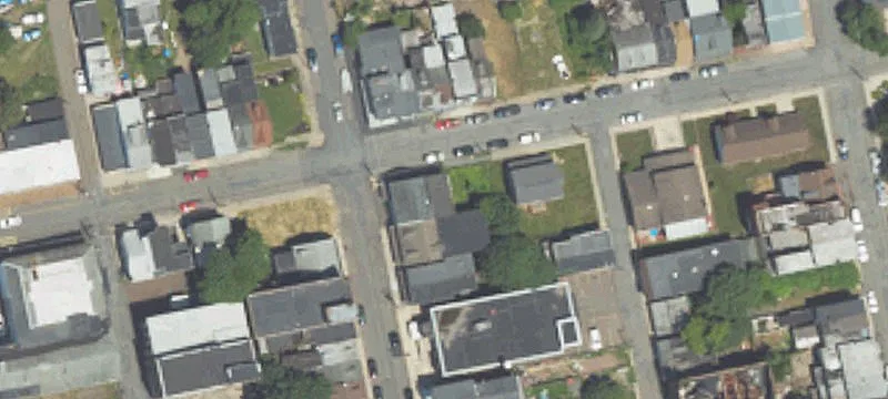 139 White St