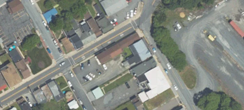 17 Frnt St