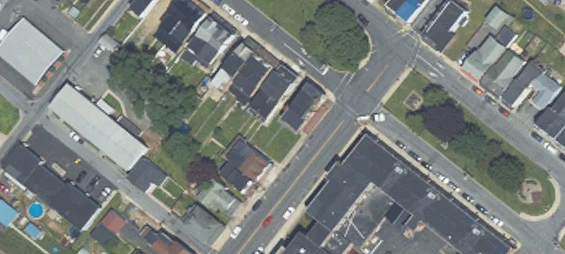 122 Pkwy Parkway
