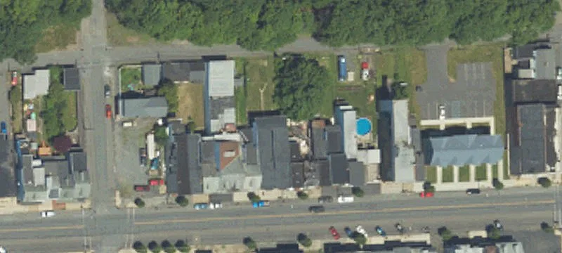 136 Main St