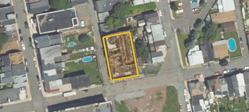 125 Lloyd St