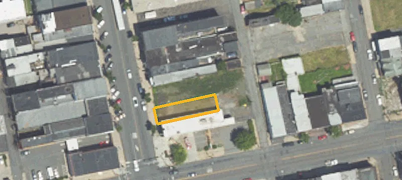 15 Main St