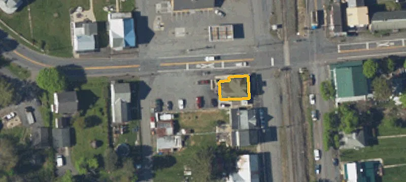24 Railroad St