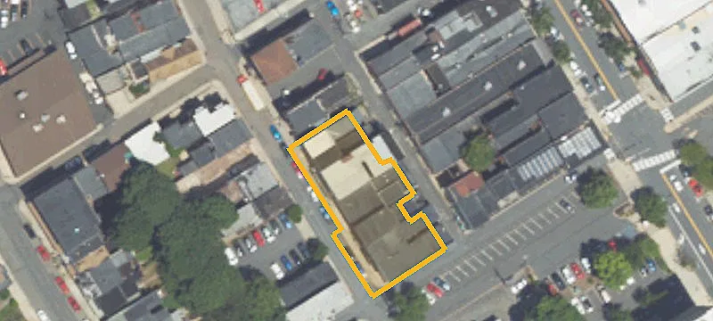 210 2nd St